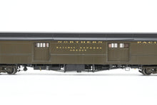 Load image into Gallery viewer, HO Brass W&amp;R Enterprises NP - Northern Pacific Truss Rod Baggage Car Factory Painted Pullman Green No. 1595

