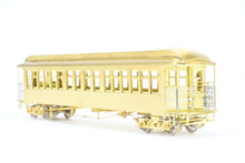 Load image into Gallery viewer, HO Brass MTS Imports Manhattan Elevated and C&amp;SSRT - Chicago &amp; South Side Rapid Transit Elevated Car Unpowered
