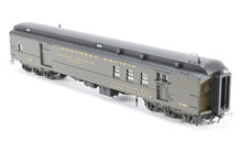 Load image into Gallery viewer, HO Brass W&amp;R Enterprises NP - Northern Pacific Mail &amp; Express Car Nos. 1443 - 1452 Factory Painted Pullman Green No. 1446

