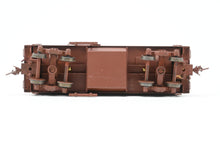 Load image into Gallery viewer, HO Brass Trains Inc. ATSF - Santa Fe Wood "Blind End" Caboose Custom Painted No. 1015
