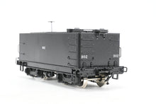 Load image into Gallery viewer, HO Brass W&amp;R Enterprises NP - Northern Pacific Auxiliary Tender with Low Water Hatch Factory Painted No. 902
