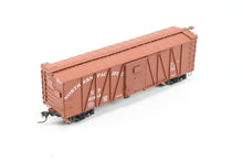 Load image into Gallery viewer, HO Sunshine Models NP - Northern Pacific Resin 14500, 20000 Series Single Sheath Box Car Custom Built &amp; Painted No. 20413
