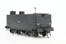 Load image into Gallery viewer, HO Brass W&amp;R Enterprises NP - Northern Pacific Auxiliary Tender with High Water Hatch Custom Painted No. 923
