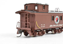 Load image into Gallery viewer, HO Brass NWSL - Northwest Short Line NP - Northern Pacific Wood Caboose CP NO BOX
