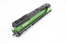 Load image into Gallery viewer, HO Brass OMI - Overland Models, Inc. BN - Burlington Northern EMD SD60M 9250-98 Series CP No. 9255
