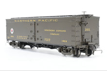 Load image into Gallery viewer, HO Brass W&amp;R - W&amp;R Enterprises NP - Northern Pacific Express Reefer #1800 - 1899 Version 2 Factory Painted Pullman Green Small Herald No. 1859

