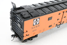 Load image into Gallery viewer, O Brass Pecos River Brass ATSF - Santa Fe SFRD Rr-33 Class Steel Refrigerator Car FP No. 4521
