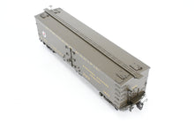 Load image into Gallery viewer, HO Brass W&amp;R - W&amp;R Enterprises NP - Northern Pacific Express Reefer #1800 - 1899 Version 2 Factory Painted Pullman Green Small Herald No. 1859
