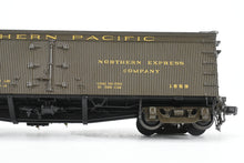 Load image into Gallery viewer, HO Brass W&amp;R - W&amp;R Enterprises NP - Northern Pacific Express Reefer #1800 - 1899 Version 2 Factory Painted Pullman Green Small Herald No. 1859
