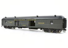 Load image into Gallery viewer, HO Brass PSC - Precision Scale Co. SP - Southern Pacific Harriman Baggage/Auto Car 70-BA-5 FP
