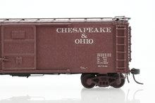Load image into Gallery viewer, HO Brass Oriental Limited C&amp;O – Chesapeake &amp; Ohio Steel 40’ Box Car 8800-9499 Custom Painted &amp; Weathered
