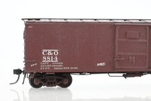 Load image into Gallery viewer, HO Brass Oriental Limited C&amp;O – Chesapeake &amp; Ohio Steel 40’ Box Car 8800-9499 Custom Painted &amp; Weathered
