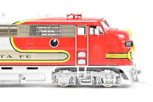 Load image into Gallery viewer, HO Brass Oriental Limited ATSF - Santa Fe EMD F3A 1500 HP Phase IV Pro-Painted Warbonnet #337
