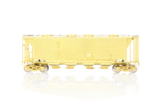 Load image into Gallery viewer, HO Brass OMI - Overland Models, Inc. CNR - Canadian National Railway Slab Side Covered Hopper
