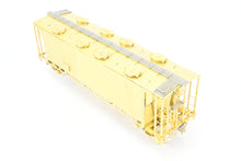 Load image into Gallery viewer, HO Brass OMI - Overland Models, Inc. CNR - Canadian National Railway Slab Side Covered Hopper
