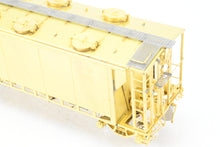 Load image into Gallery viewer, HO Brass OMI - Overland Models, Inc. CNR - Canadian National Railway Slab Side Covered Hopper
