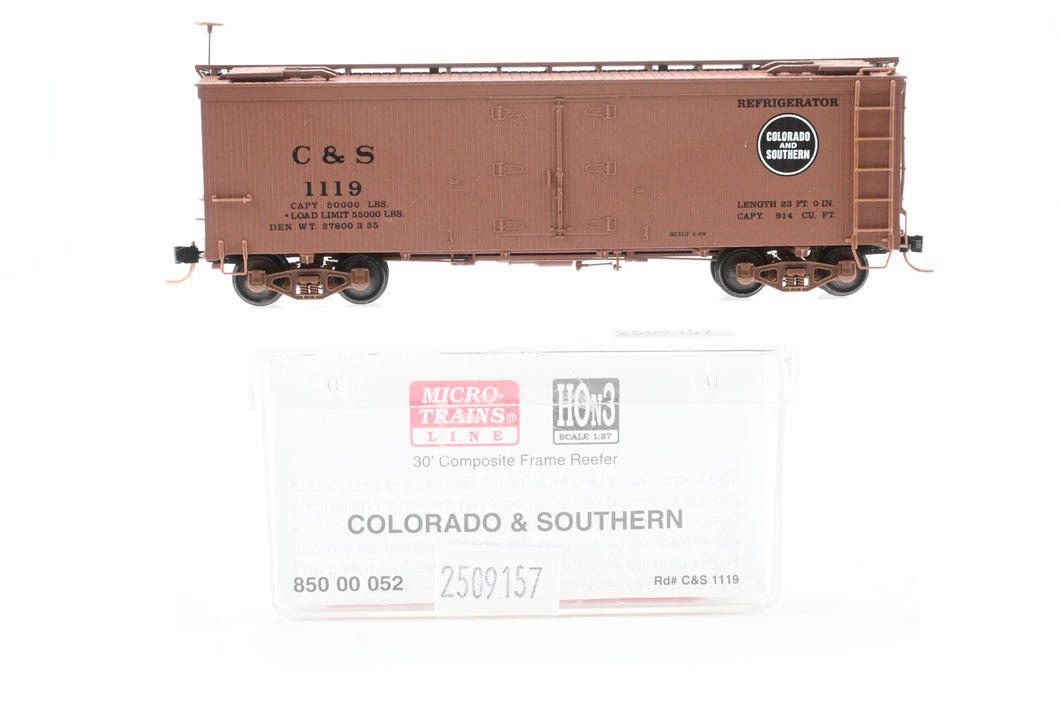 HOn3 Micro-Trains C&S - Colorado & Southern 30’ Composite Underframe Refrigerator Car FP No. 1119