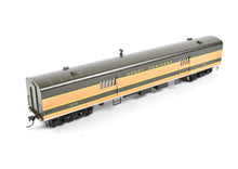 Load image into Gallery viewer, HO Brass Oriental Limited GN - Great Northern Streamlined &quot;Empire Builder&quot; 262 Baggage Less Skirts CP
