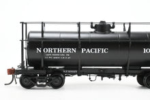 Load image into Gallery viewer, HO Brass W&amp;R Enterprises NP - Northern Pacific Pressed Steel Car Co. High Walkway One Dome 8,000 Gallon Tank Car Pro-Painted No. 101127
