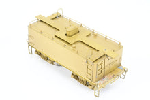 Load image into Gallery viewer, HO Brass CON Oriental Limited GN - Great Northern Water Car Also Used As Aux Tender
