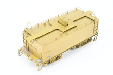 Load image into Gallery viewer, HO Brass CON Oriental Limited GN - Great Northern Water Car Also Used As Aux Tender
