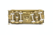 Load image into Gallery viewer, HO Brass CON Oriental Limited GN - Great Northern Water Car Also Used As Aux Tender
