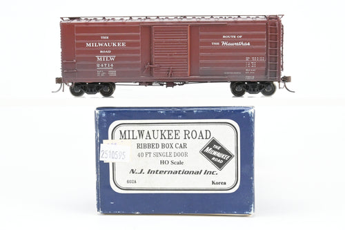 HO Brass NJ International MILW - Milwaukee Road Ribbed Boxcar 40' Single Door Custom Painted & Weathered