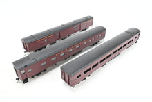 Load image into Gallery viewer, HO Brass PFM - Van Hobbies CPR - Canadian Pacific Railway Lightweight Passenger Cars Set #1 F/P
