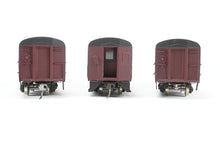 Load image into Gallery viewer, HO Brass PFM - Van Hobbies CPR - Canadian Pacific Railway Lightweight Passenger Cars Set #1 F/P
