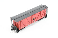 Load image into Gallery viewer, HO Brass CON OMI - Overland Models, Inc. GN - Great Northern "Bay Window" Wooden Caboose No. X-320 Custom Painted
