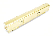 Load image into Gallery viewer, HO Brass Oriental Limited NP - Northern Pacific North Coast Limited #400 Water Baggage Car with Skirts
