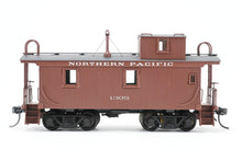 Load image into Gallery viewer, HO Brass NWSL - Northwest Short Line NP - Northern Pacific Wood Caboose Custom Painted No. 1305
