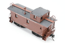 Load image into Gallery viewer, HO Brass NWSL - Northwest Short Line NP - Northern Pacific Wood Caboose Custom Painted No. 1305
