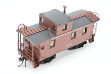 Load image into Gallery viewer, HO Brass W&amp;R Enterprises NP - Northern Pacific 24' Wood Caboose 1600 Series Custom Painted No. 1689
