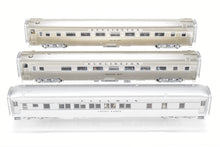 Load image into Gallery viewer, HO Brass TCY - The Coach Yard CB&amp;Q/C&amp;S/FW&amp;D - Burlington Route 1940 Texas Zephyr 9-Car Set
