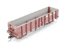 Load image into Gallery viewer, HOn3 Blackstone Models D&amp;RGW - Denver &amp; Rio Grande Western High Side Gondola Flying Grande Herald No. 1267
