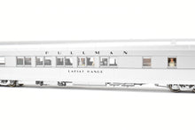 Load image into Gallery viewer, HO Brass TCY - The Coach Yard CB&amp;Q/C&amp;S/FW&amp;D - Burlington Route 1940 Texas Zephyr 9-Car Set
