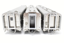 Load image into Gallery viewer, HO Brass TCY - The Coach Yard CB&amp;Q/C&amp;S/FW&amp;D - Burlington Route 1940 Texas Zephyr 9-Car Set
