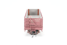 Load image into Gallery viewer, HOn3 Blackstone Models D&amp;RGW - Denver &amp; Rio Grande Western High Side Gondola Flying Grande Herald No. 1258
