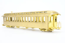 Load image into Gallery viewer, On2 Brass The Car Works SR&amp;RL - Sandy River &amp; Rangeley Lakes Coach Nos. 17-18
