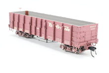 Load image into Gallery viewer, HOn3 Blackstone Models D&amp;RGW - Denver &amp; Rio Grande Western High Side Gondola Flying Grande Herald No. 1258
