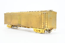 Load image into Gallery viewer, HO Brass Trains Inc. Various Roads REA - Railway Express Agency 50' Wood Express Reefer
