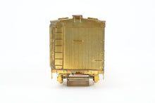 Load image into Gallery viewer, HO Brass Trains Inc. Various Roads REA - Railway Express Agency 50' Wood Express Reefer
