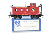 Load image into Gallery viewer, HO Brass Lambert GN - Great Northern #924 Wood Caboose Custom Painted X281
