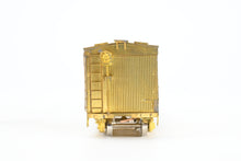 Load image into Gallery viewer, HO Brass Trains Inc. Various Roads REA - Railway Express Agency 50' Wood Express Reefer
