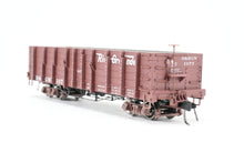 Load image into Gallery viewer, HOn3 Blackstone Models D&amp;RGW - Denver &amp; Rio Grande Western High Side Gondola Flying Grande Herald No. 1077
