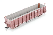 Load image into Gallery viewer, HOn3 Blackstone Models D&amp;RGW - Denver &amp; Rio Grande Western High Side Gondola Flying Grande Herald No. 1077
