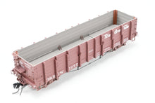 Load image into Gallery viewer, HOn3 Blackstone Models D&amp;RGW - Denver &amp; Rio Grande Western High Side Gondola Flying Grande Herald No. 1077
