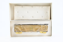 Load image into Gallery viewer, HO Brass Trains Inc. Various Roads REA - Railway Express Agency 50' Wood Express Reefer
