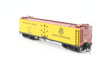 Load image into Gallery viewer, HO Brass Shoreham Shops GN - Great Northern WFEX - Western Fruit Express 50 Foot Express Reefer FP #178 (Copy)
